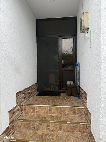 Casă cu 4 camere cu Teren 190 Mp în Chercea