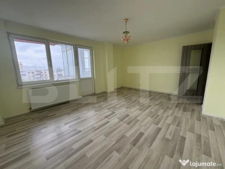 Apartament cu 2 camere decomandat în Gojdu