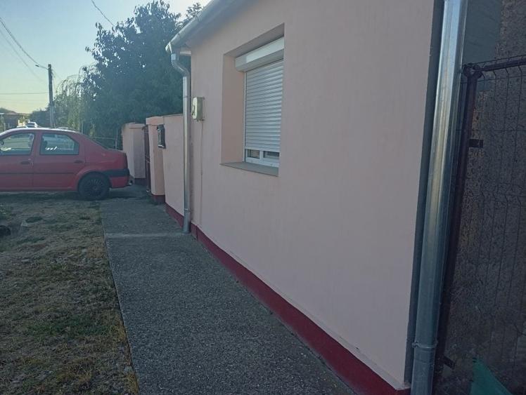 Casă cu 3 camere în Biharia