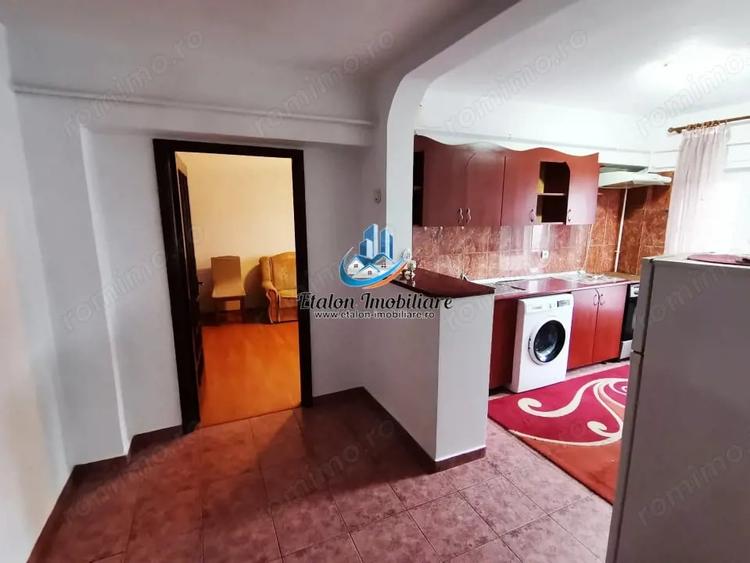 Apartament cu 2 camere decomandat în Precista