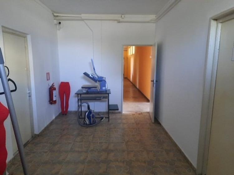 Spațiu industrial, de 626 mp, în Central