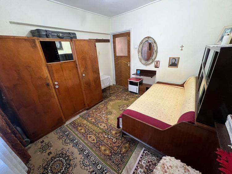 Apartament cu 3 camere, mobilat în Gară