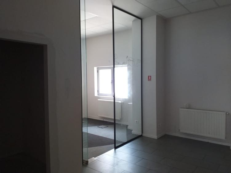 Spațiu comercial, de 82 mp, în Octavian Goga