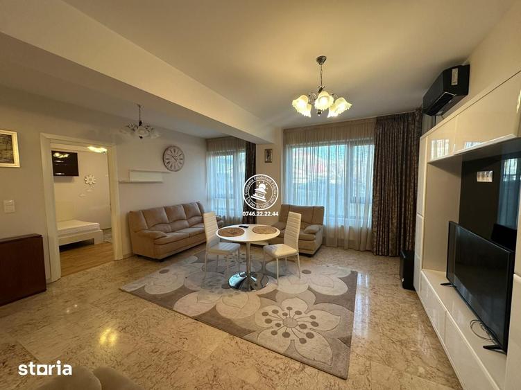 Apartament cu 3 camere semidecomandat în Copou