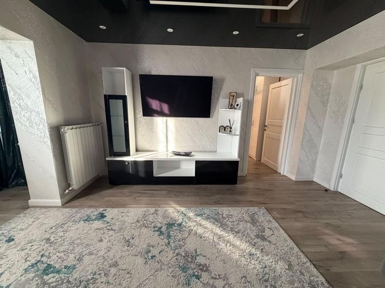 Apartament cu 2 camere decomandat în Buzaului
