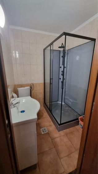 Casă cu 2 camere cu Teren 111111111111 Mp în Central