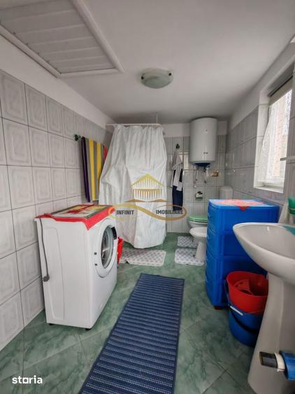 Casă cu 2 camere cu Canalizare în Parincea