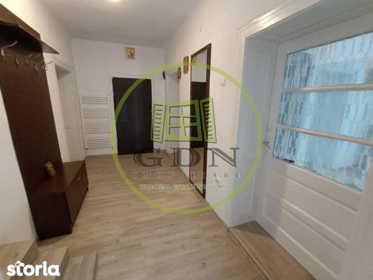 Casă cu 4 camere cu Teren 300 Mp în Central