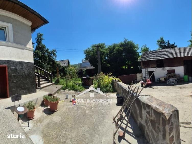 Casă cu 3 camere cu Teren 500 Mp în Central