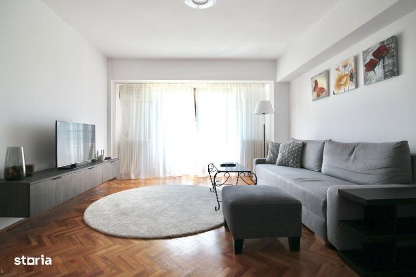 Apartament cu 3 camere, mobilat în Centrul Istoric