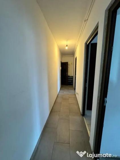 Apartament cu 2 camere decomandat în Hotvon