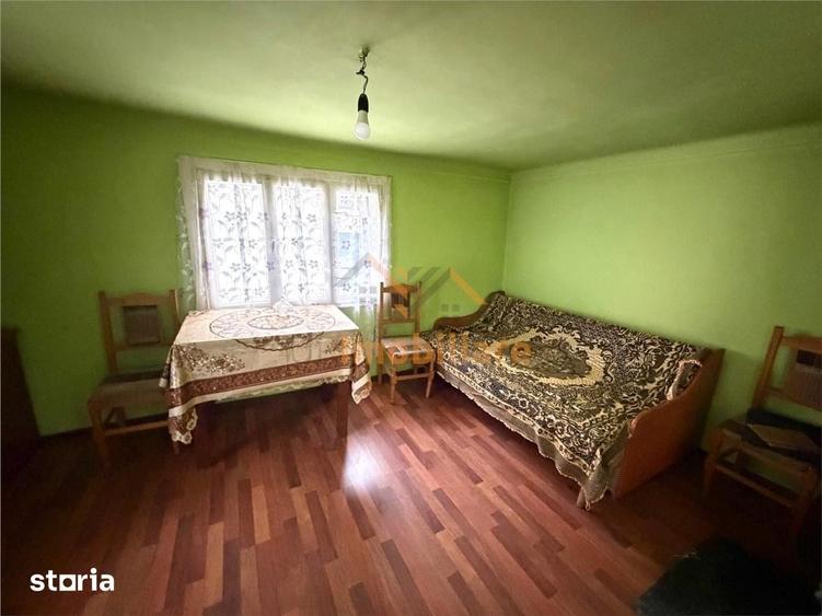 Casă cu 4 camere cu Teren 2846 Mp în Aștileu