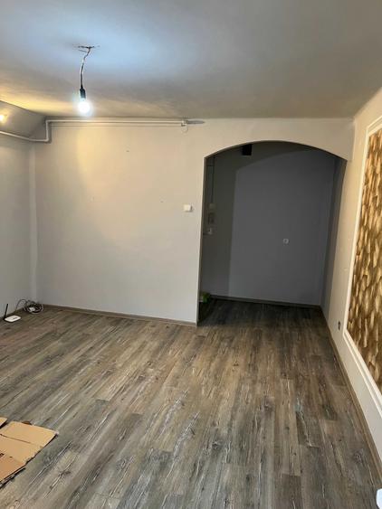 Spațiu comercial, de 32 mp, în Central