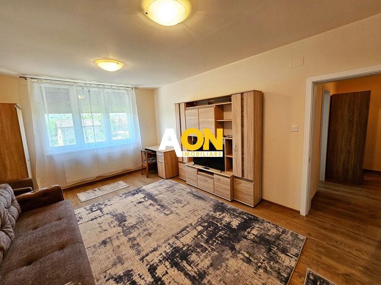 Apartament cu 2 camere decomandat, mobilat în Central