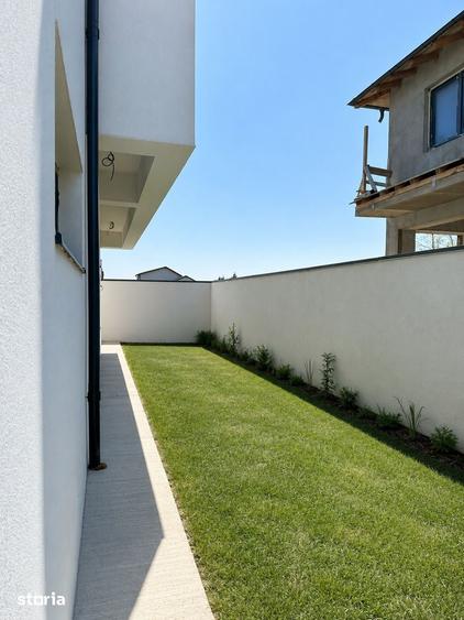 Casă cu 4 camere cu Teren 403 Mp în Cumpăna