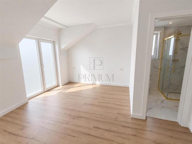Duplex cu 4 camere cu Canalizare în Moșnița Nouă