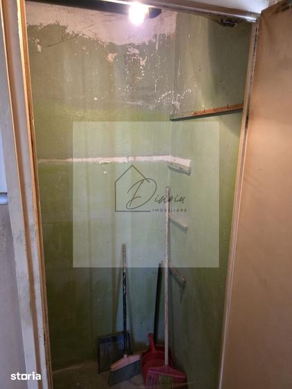 Apartament cu 3 camere semidecomandat în Titan