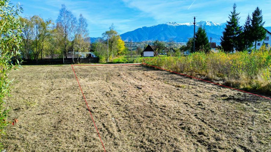 Teren Construcții intravilan de 1350 mp, în Bran
