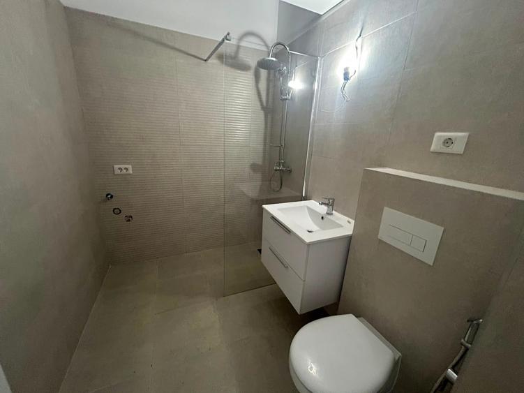Apartament cu 2 camere decomandat în Berceni