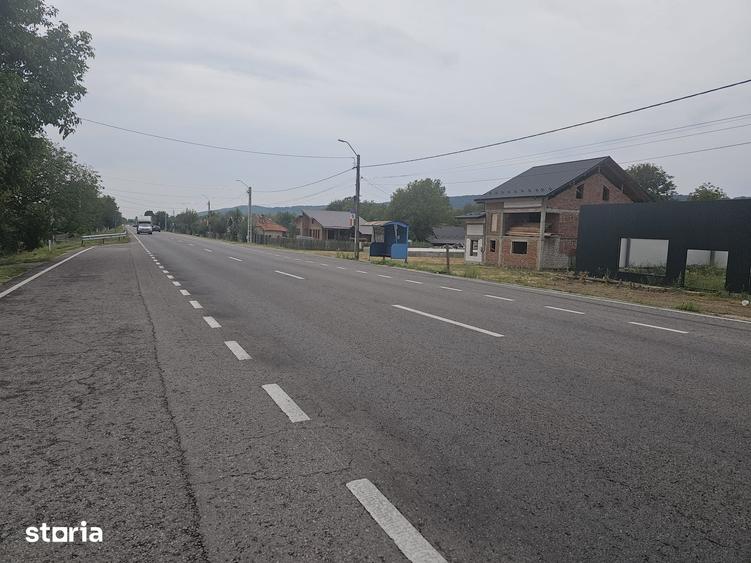 Teren de 3800 mp, în Țițești