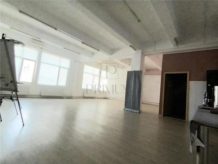 Spațiu comercial, de 9 mp, în Ultracentral