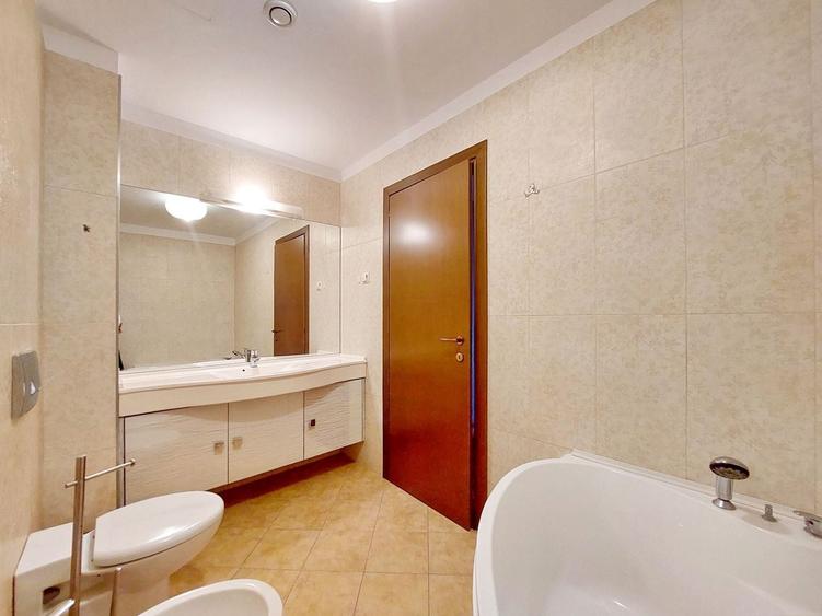 Apartament cu 2 camere decomandat, mobilat în Drumul Poienii