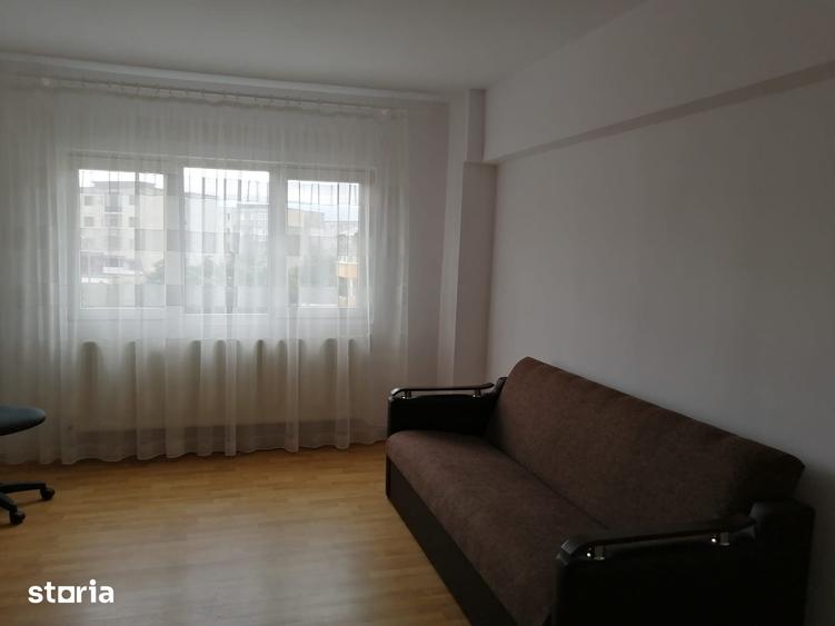 Apartament cu 2 camere decomandat în Coman