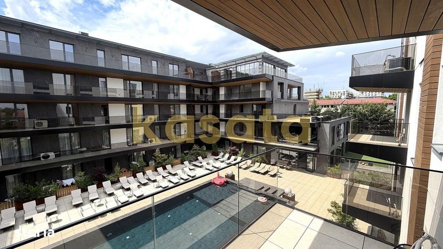 Apartament cu 4 camere în Iancu Nicolae