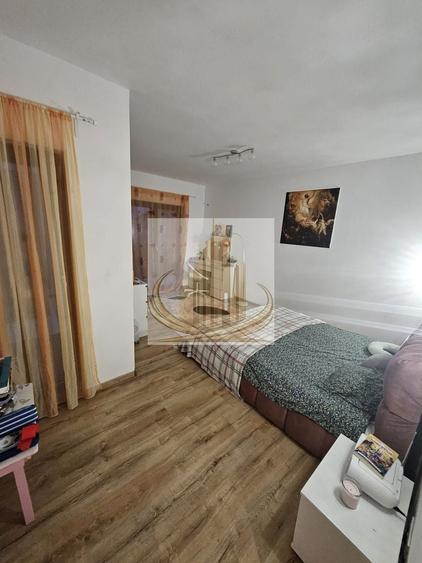 Duplex cu 4 camere cu Canalizare în Dumbrăvița