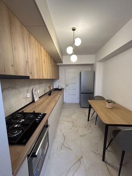 Apartament cu 2 camere decomandat în Exterior Vest