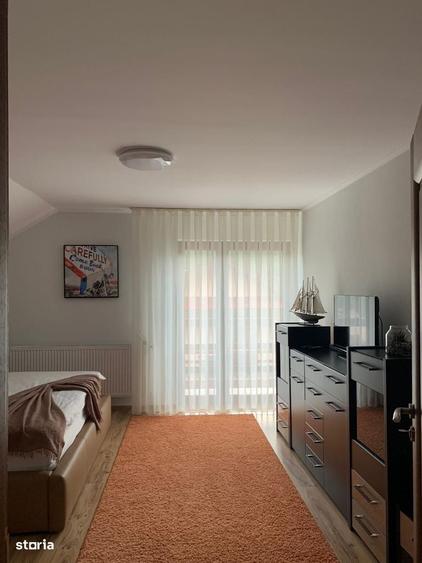 Casă cu 4 camere cu Teren 550 Mp în Central