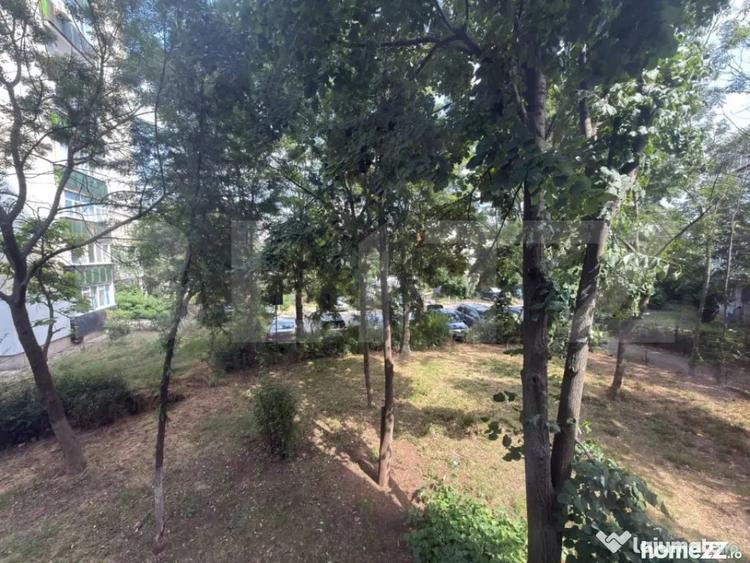Apartament cu 2 camere decomandat în Vest