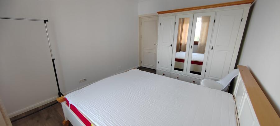 Apartament cu 3 camere decomandat în Popas Păcurari