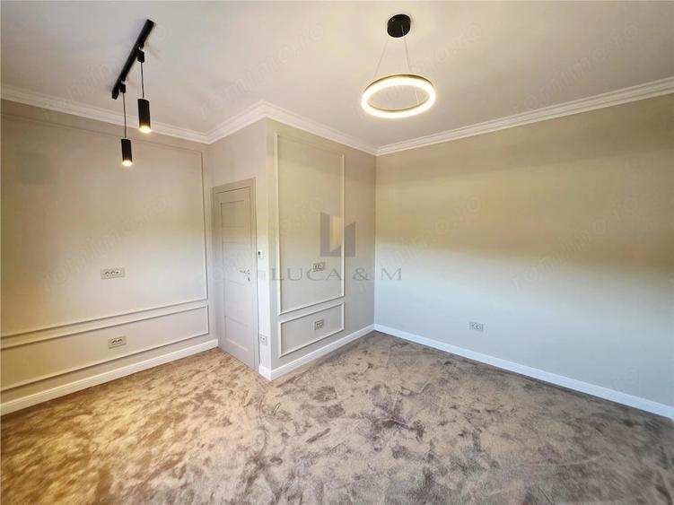 Casă cu Teren 300 Mp în Ghiroda