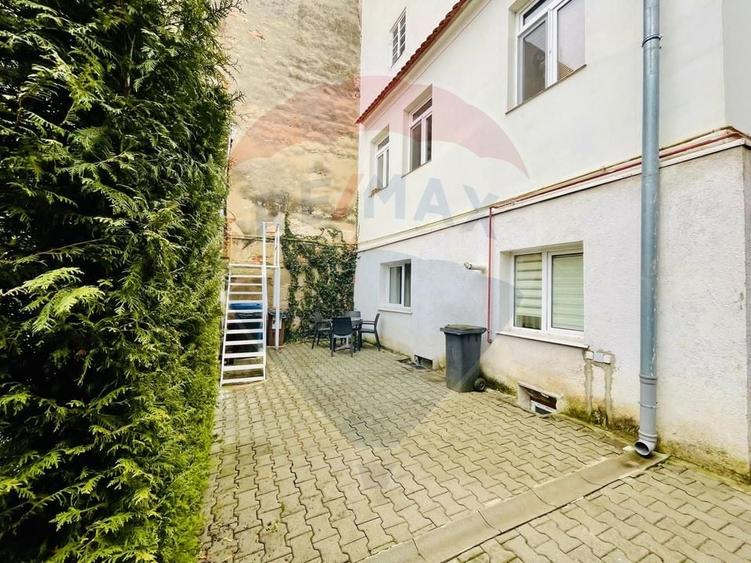 Apartament cu 2 camere decomandat, mobilat în Ultracentral