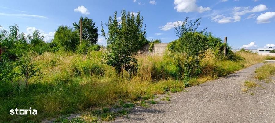Teren de 500 mp, în Dârste