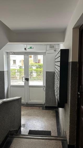 Garsonieră decomandată în Pajura