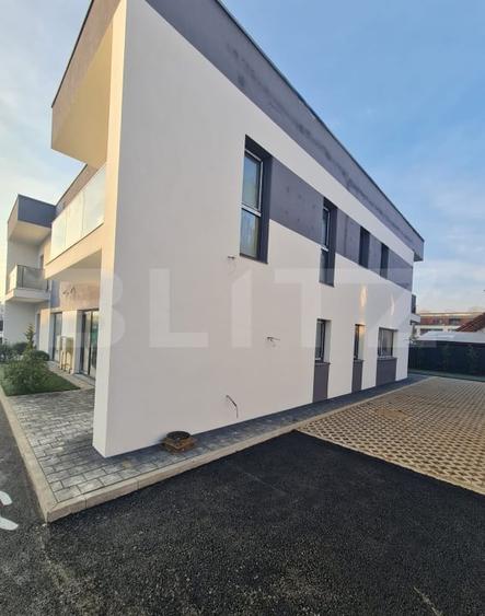 Duplex cu 4 camere cu Canalizare în Florești