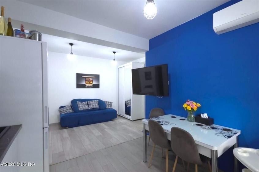 Apartament cu 2 camere semidecomandat, mobilat în Năvodari
