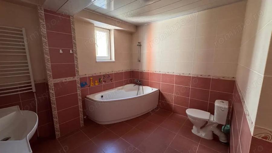 Garsonieră decomandată în Take Ionescu