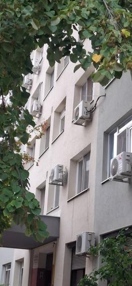 Garsonieră în Titan