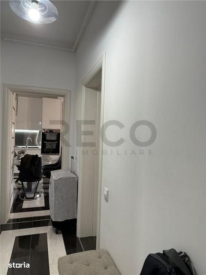 Apartament cu 2 camere semidecomandat în Iorga