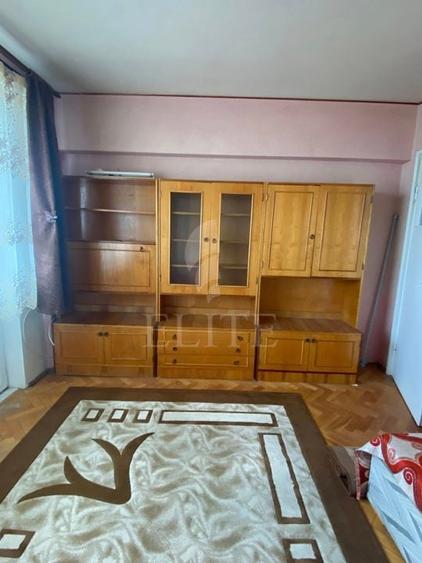 Apartament 2 camere în zona STRAZII BAITA - 2