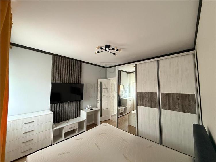 Apartament cu 2 camere semidecomandat, mobilat în Giroc