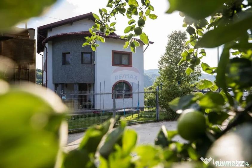 Casa / Vila cu 8 camere de vanzare - Nistoresti (Prahova) - 7