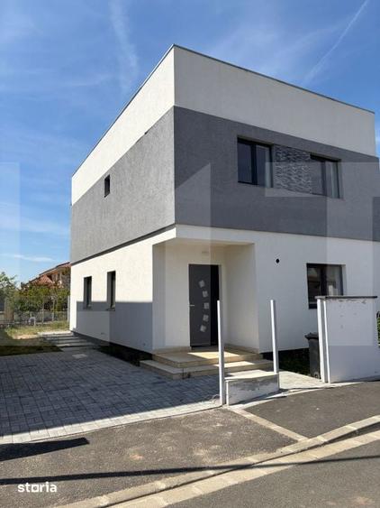 Casă cu 4 camere cu Teren 350 Mp în Ghiroda