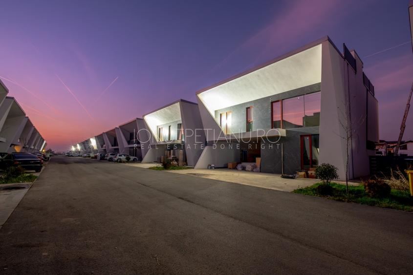 Casă individuală cu 6 camere cu Piscina în Voluntari