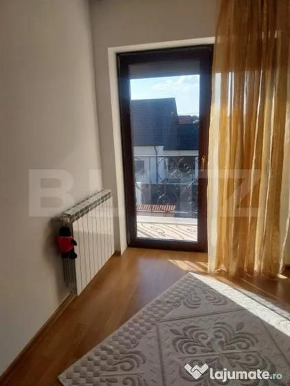Casă cu 5 camere cu Teren 600 Mp în Central
