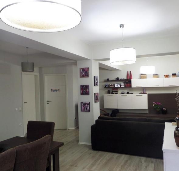 Aparatorii Patriei, 3 Camere, Parcare, Metrou, AC, Centrala proprie - 4