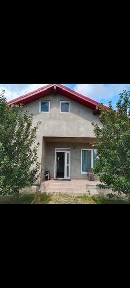 Casă individuală cu 4 camere cu Teren 663 Mp în Jelna